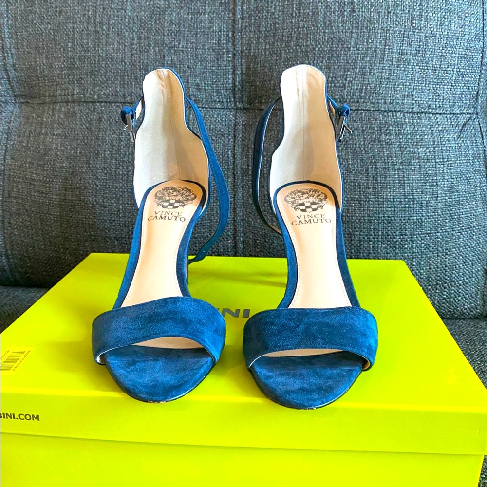 Vince Camuto heels